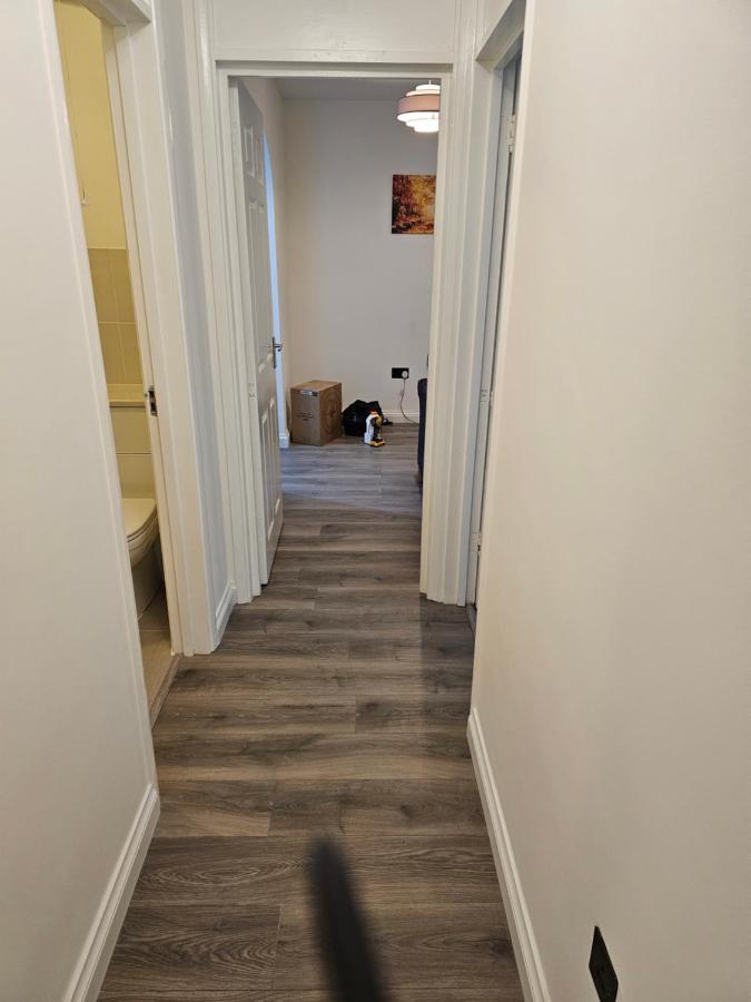 شقة 1 Bed Modern Flat ديدكوت المظهر الخارجي الصورة